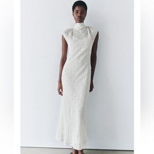 NWT ZARA  LONG DRESS SIZE L 
🚨PRICE FIRM NO DISCOUNT